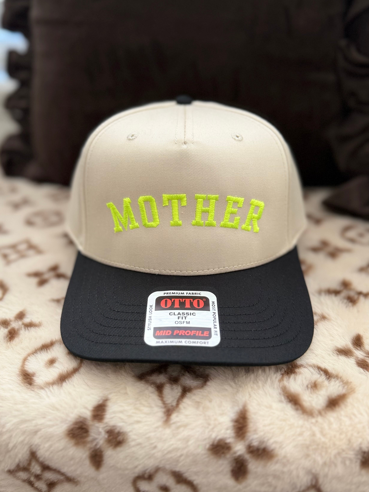 Neon mother hat