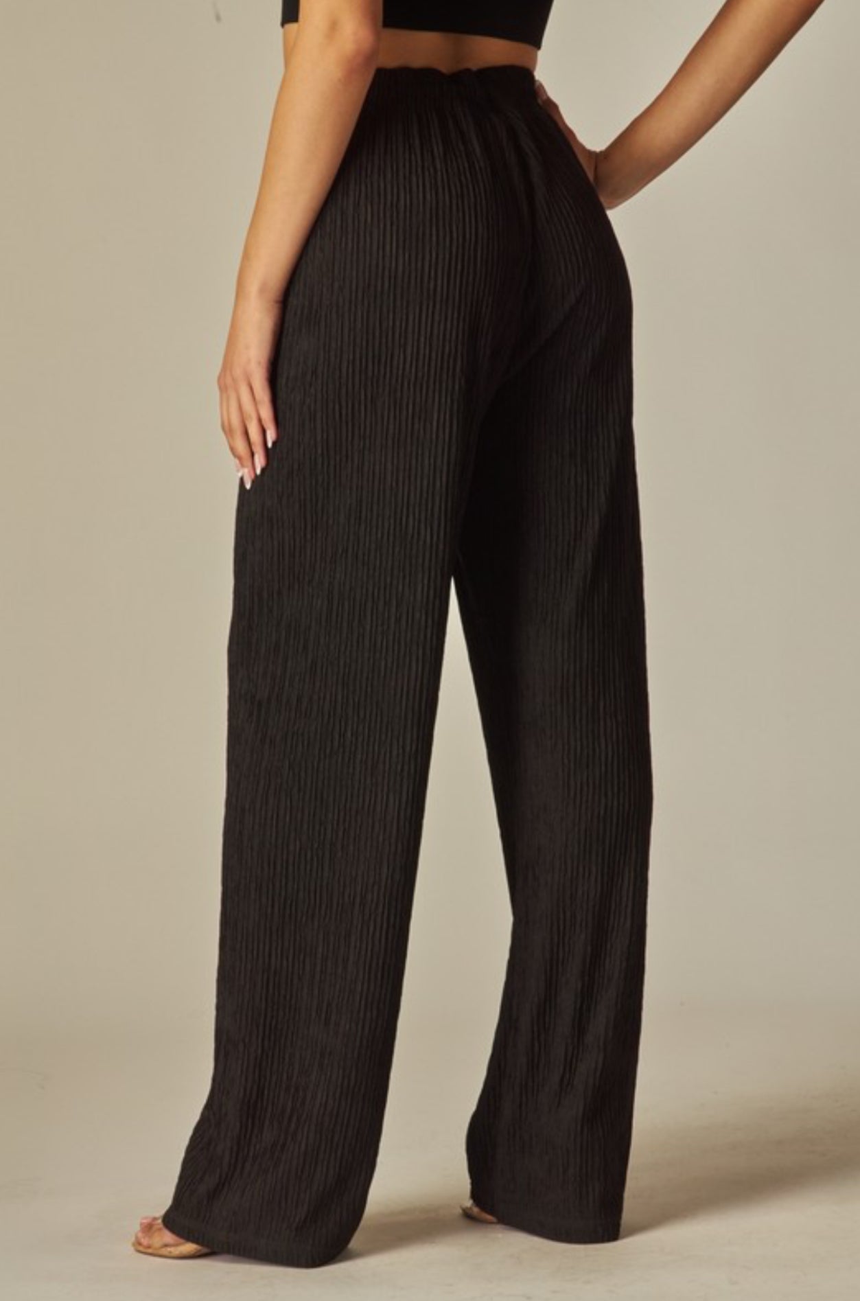Textured pant - black